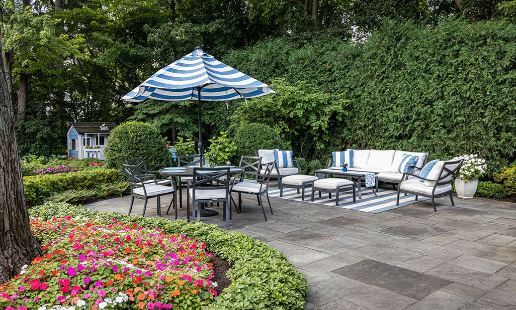 glenview illinois bluestone patio with seating